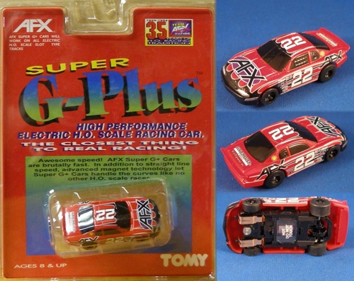2006 AFX TOMY Super G+ #22 NASCAR FAST HO Slot Car 9805